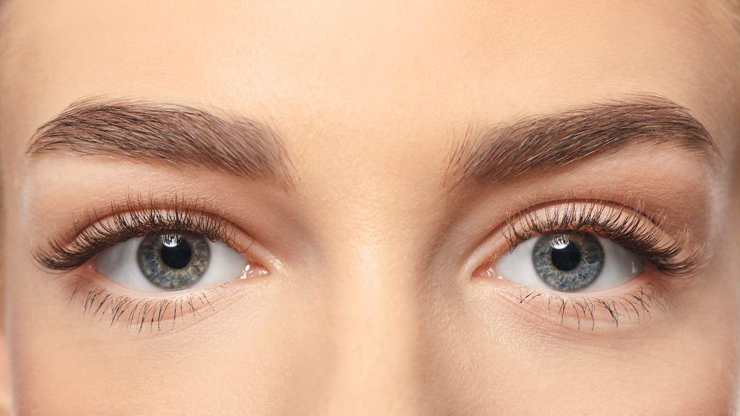 Eyelid Surgery (Blepharoplasty): Refresh Your Look Without Downtime